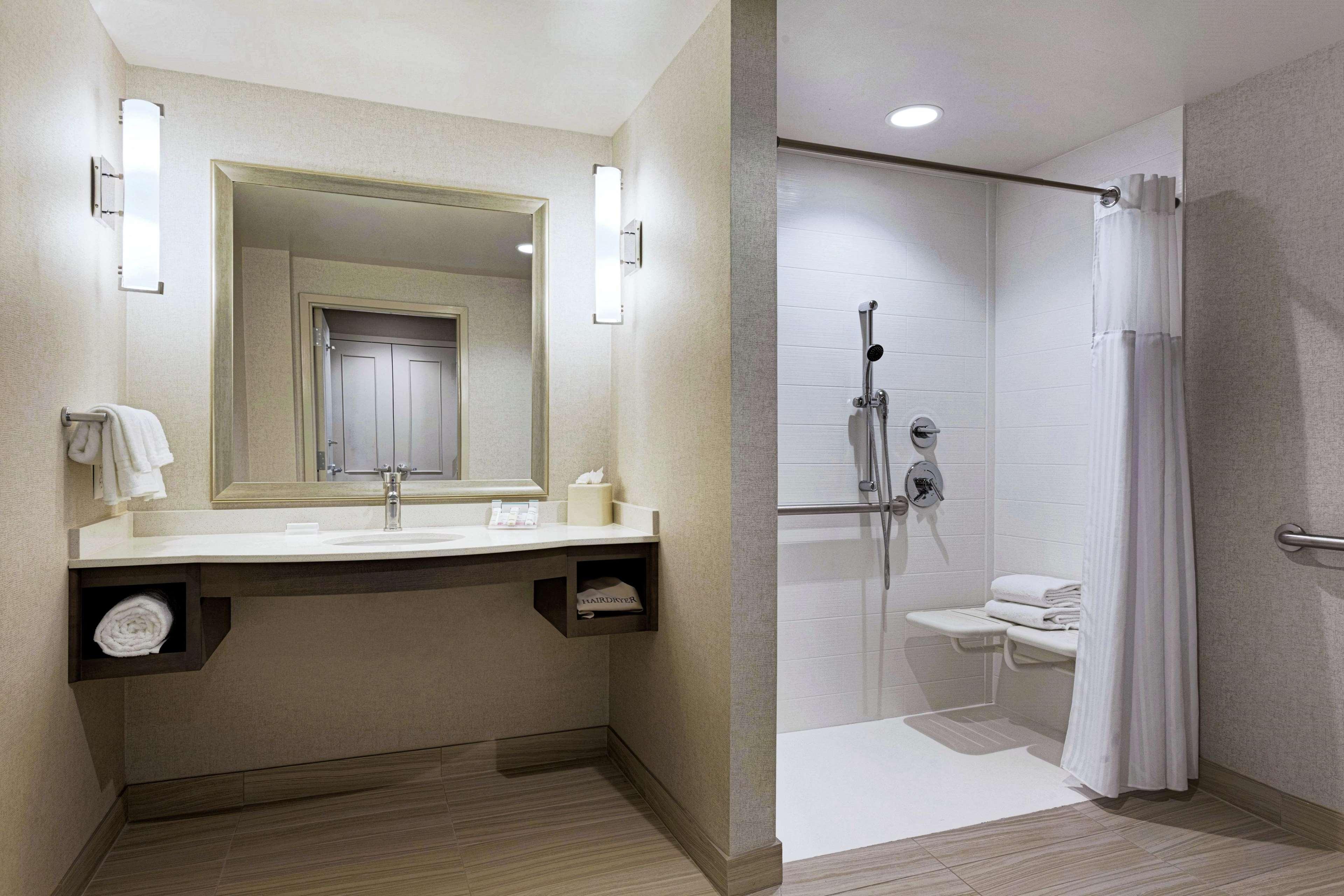 Hilton Garden Inn Lenox Pittsfield Eksteriør bilde