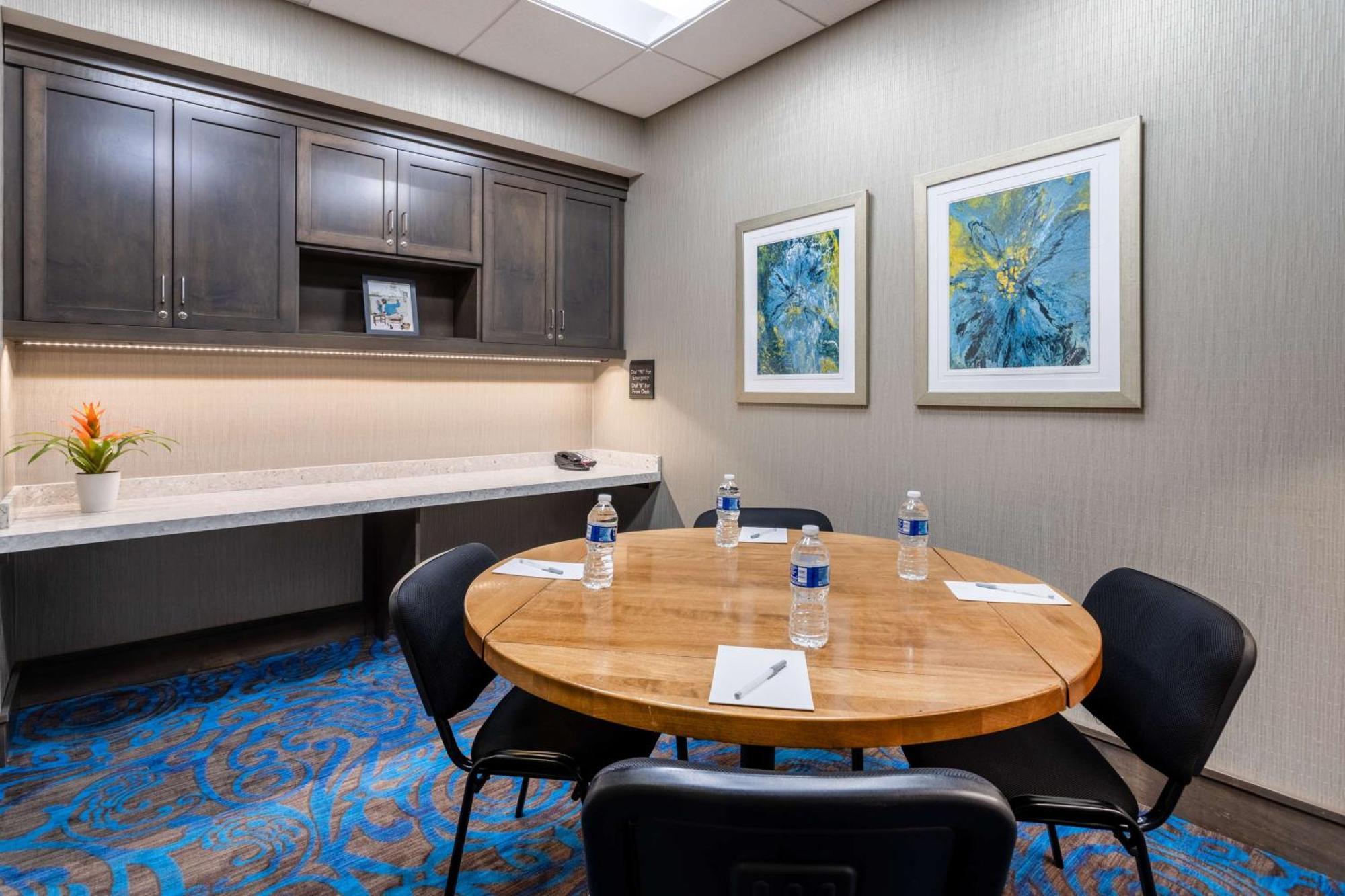 Hilton Garden Inn Lenox Pittsfield Eksteriør bilde
